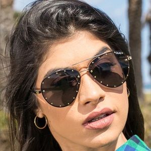 Limited no longer available through seller Quay x Jaclyn Hill Roxanne Sunnies!